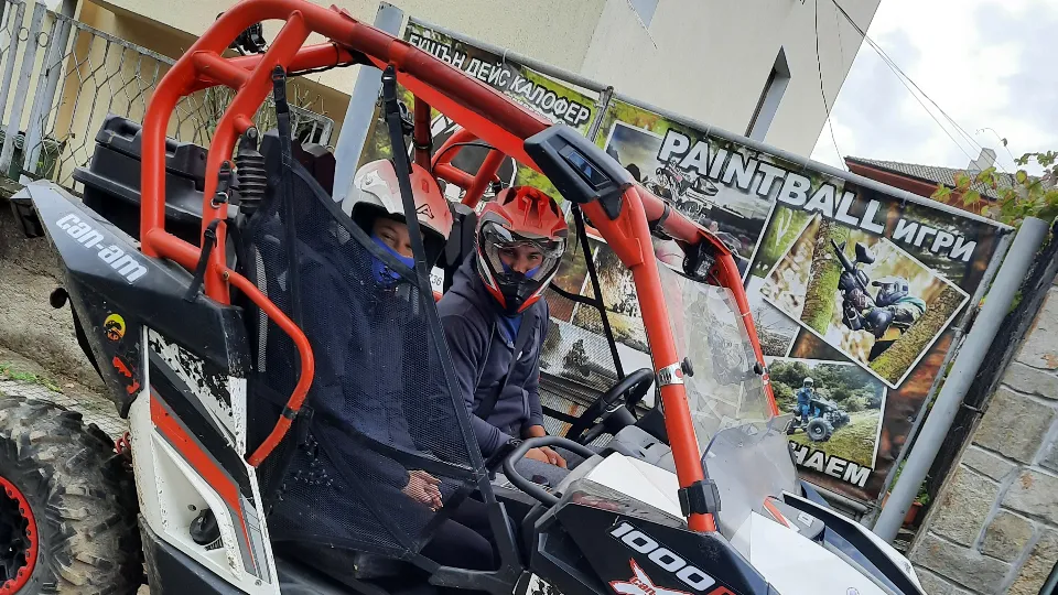 УТВ Can-am Maverick 1000R с инструктор в района на Калофер