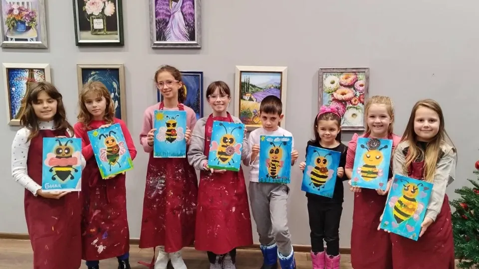 Рисуване за дете с акрилни бои