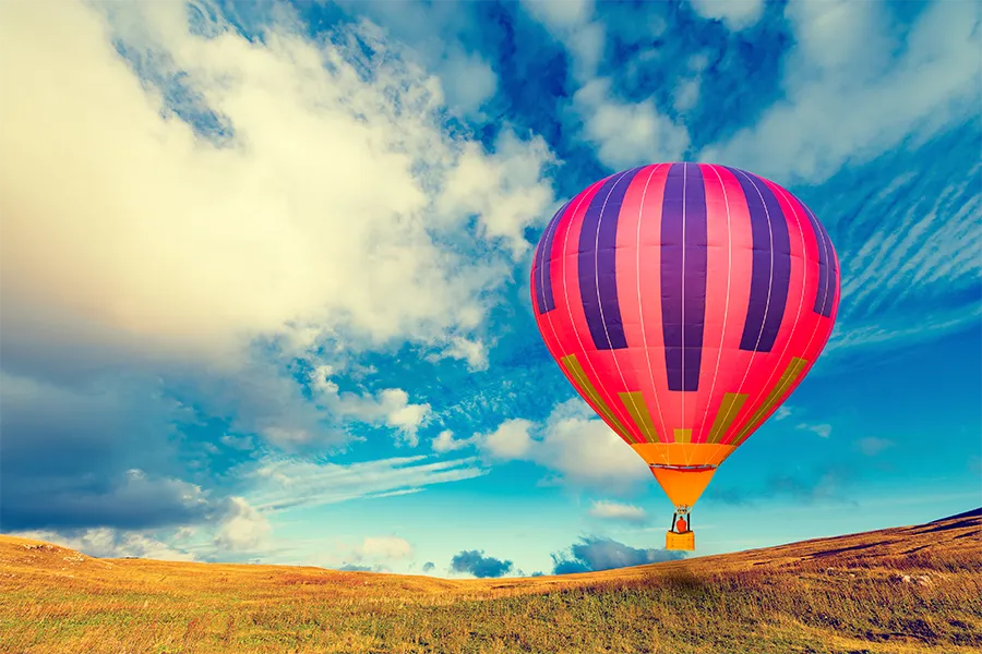 полет с балон - уникален подарък за абитуриентка